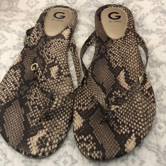 GUESS Sandals - Picture 2 of 3